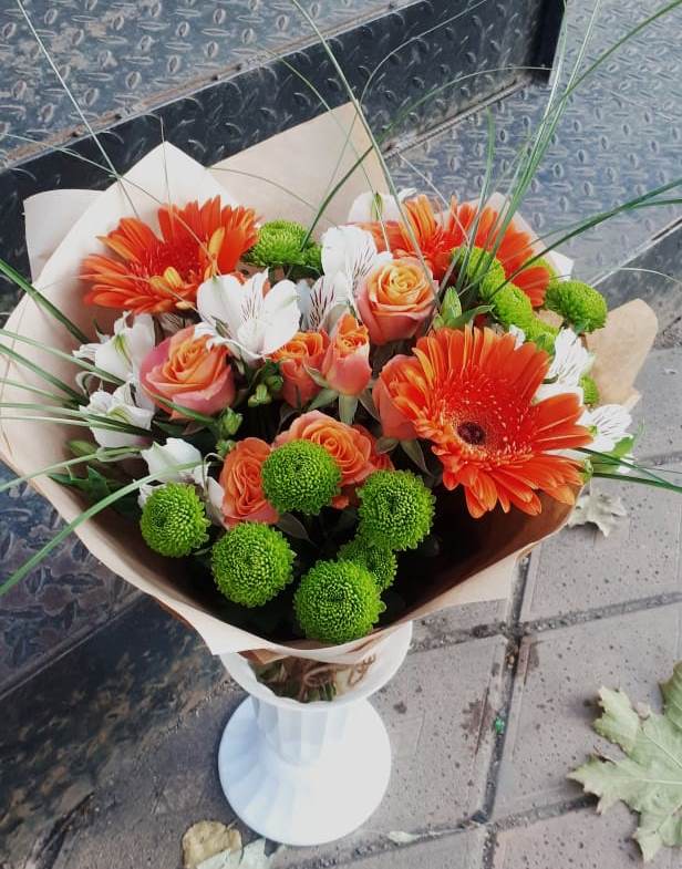 Букет цветов из: Герберы, Хризантемы, Альстромерии и Розы в Чертково
