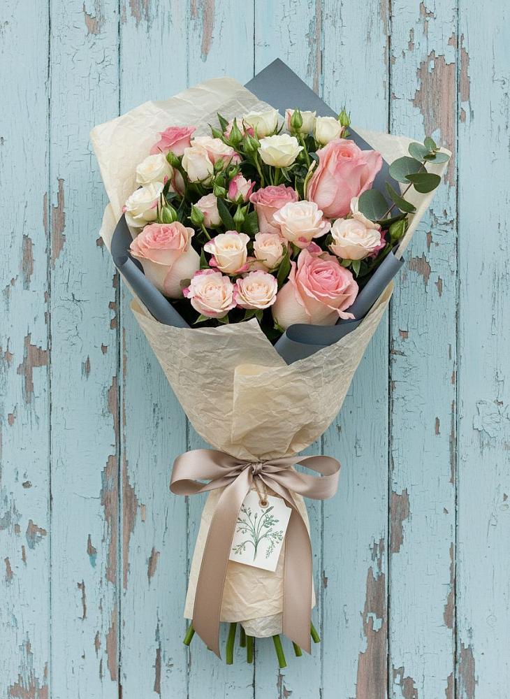 Букет цветов из: Розы в Чертково