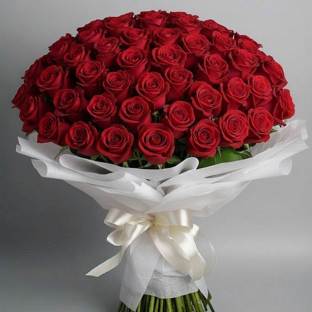 Букет 101 Красная роза Блэк Мэджик в Чертково