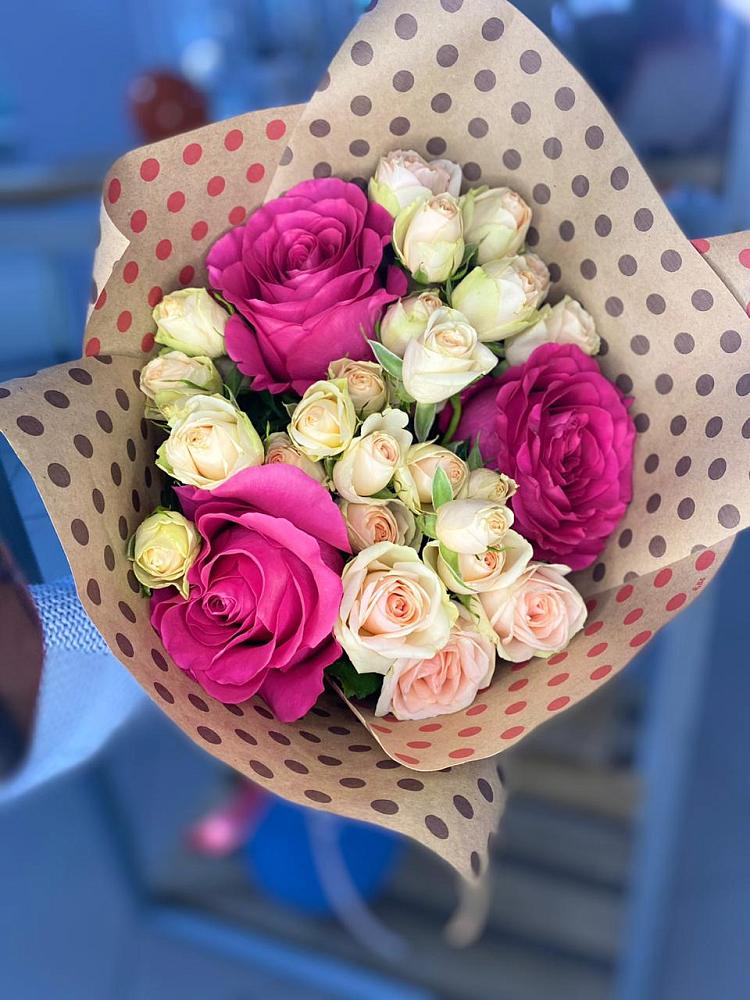 Букет цветов из: Розы в Чертково