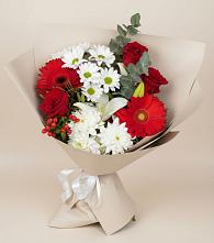 Букет цветов из:  Розы, Хризантемы, Герберы и Лилии в Чертково