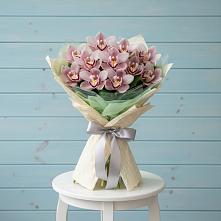 Букет цветов из:  Орхидеи и Розы в Чертково