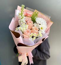 Букет цветов из:  Хризантемы и Розы в Чертково