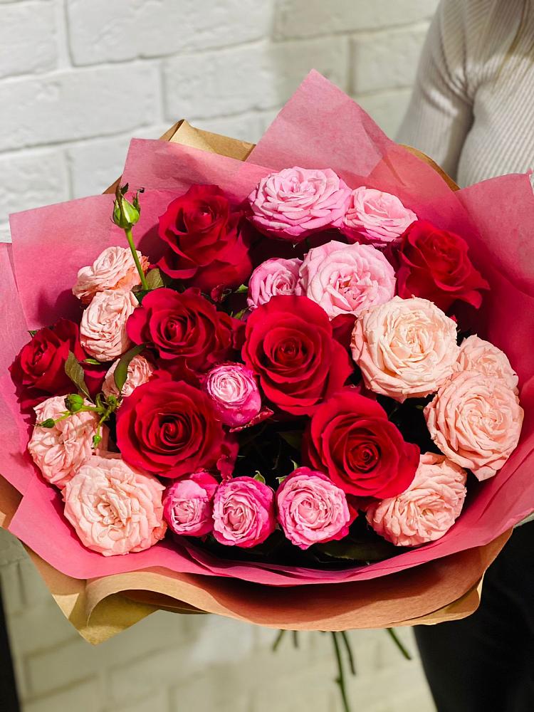 Букет цветов из: Розы в Чертково