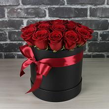 Цветочная композиция из Розы в шляпной коробке в Чертково