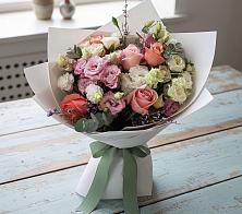 Букет цветов из:  Розы, Лизиантусы и Гвоздики в Чертково