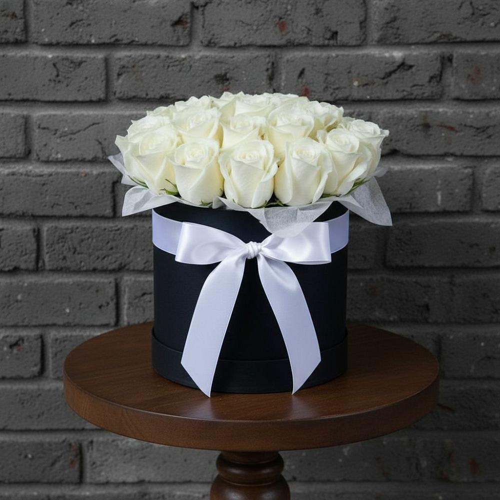 Цветочная композиция из Розы в шляпной коробке в Чертково