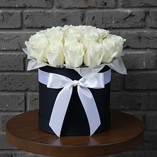 Цветочная композиция из Розы в шляпной коробке #REPLACE_PRED# Чертково